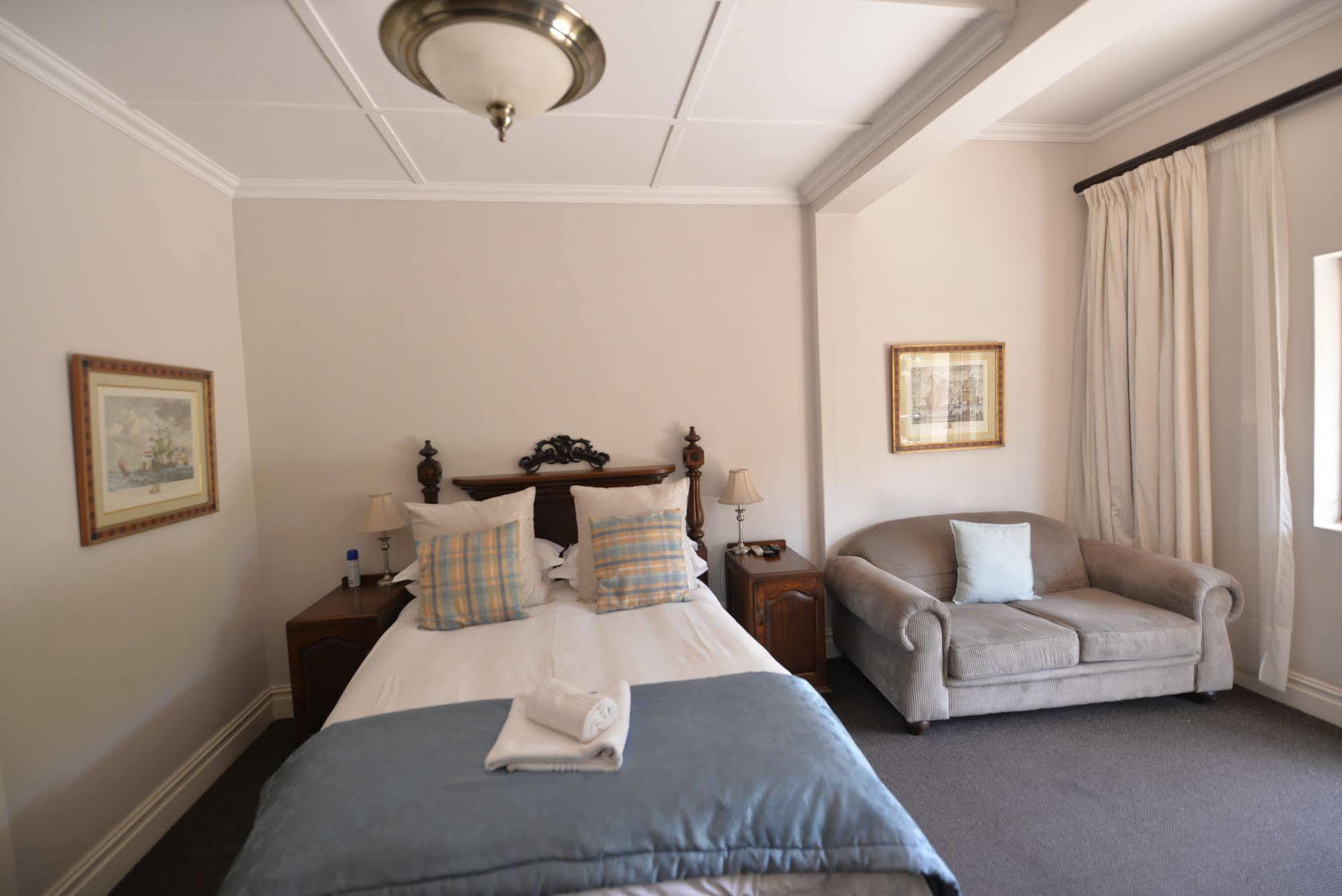Bed & Breakfast Roseland House 4*